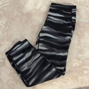 Athleta Capri leggings